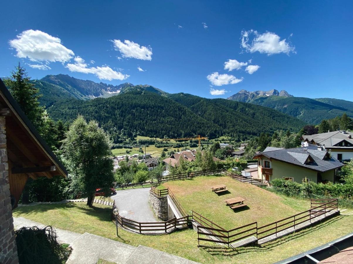 Betulla House Lägenhet Ponte Di Legno Exteriör bild